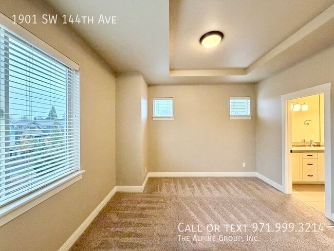 Building Photo - 1901 SW 144th Ave
