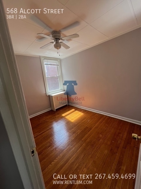 Building Photo - 568 Alcott St
