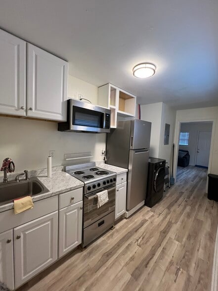 Building Photo - 1090 Mayson Turner Rd NW