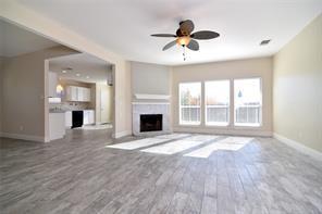 Building Photo - 321 S Chestnut St