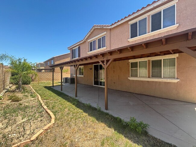 Building Photo - 44321 Sunmist Ct