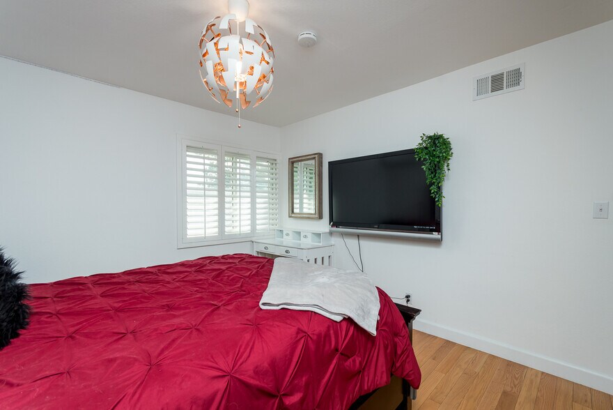 Building Photo - 783 Starlight Heights Dr