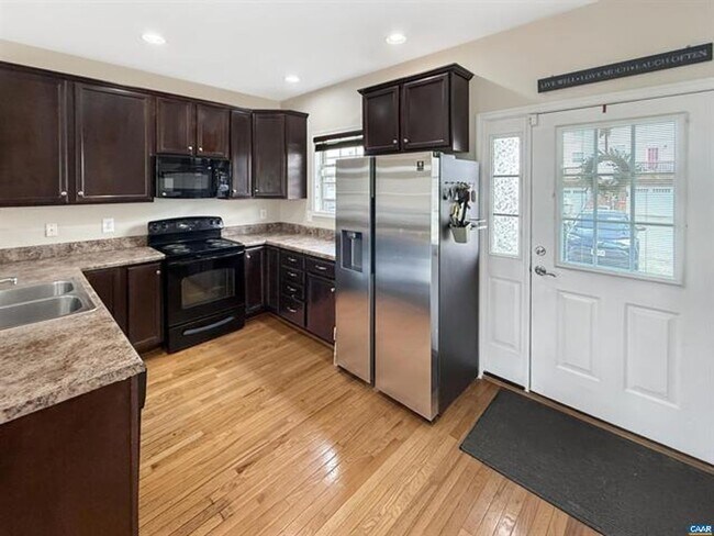 Building Photo - 1378 Timberwood Blvd
