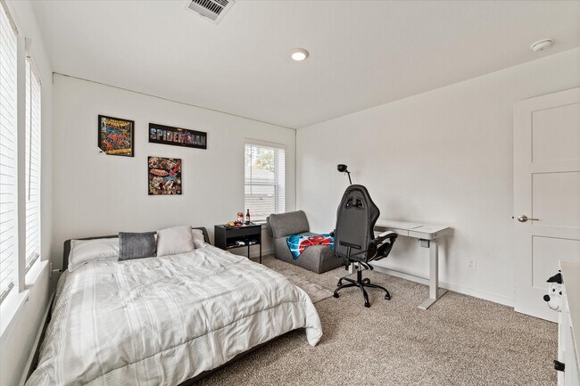 Building Photo - 10212 Prairie Creek Ln