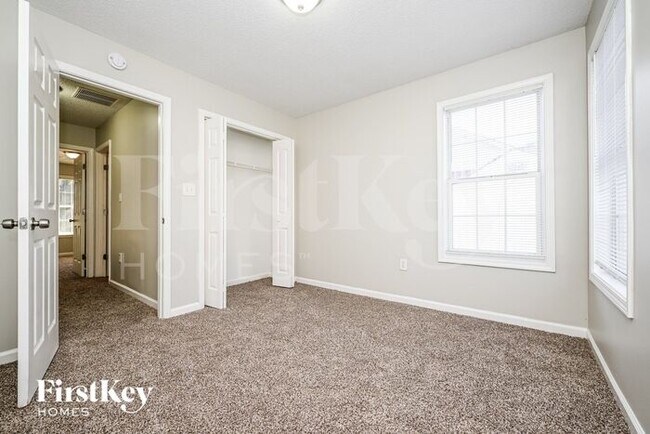 Building Photo - 340 Weatherly Dr