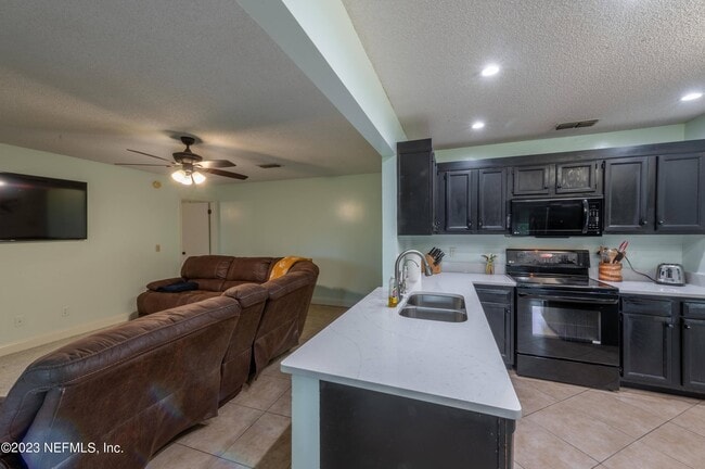 Building Photo - 2746 Grayton Ct