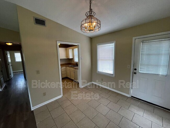 Building Photo - 103 Red Canyon Rd