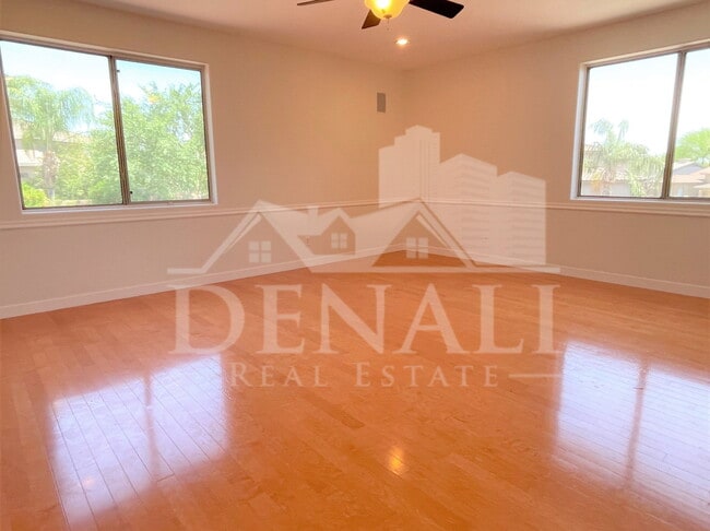 Building Photo - 26623 N 44th St