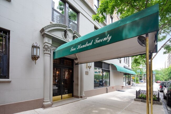 Building Photo - 220 W 93rd St