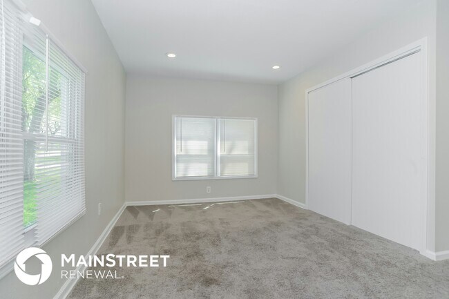 Building Photo - 12712 10th St