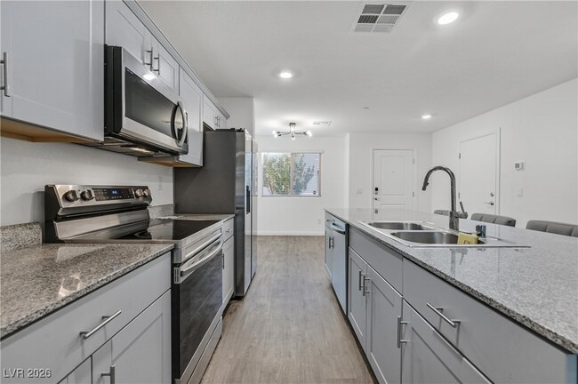 Building Photo - 12283 Radiant Sunrise Rd