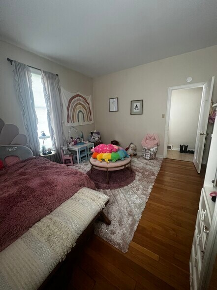 Building Photo - 312 W Auglaize St