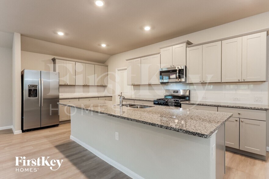 Building Photo - 4527 Meadowland Pl