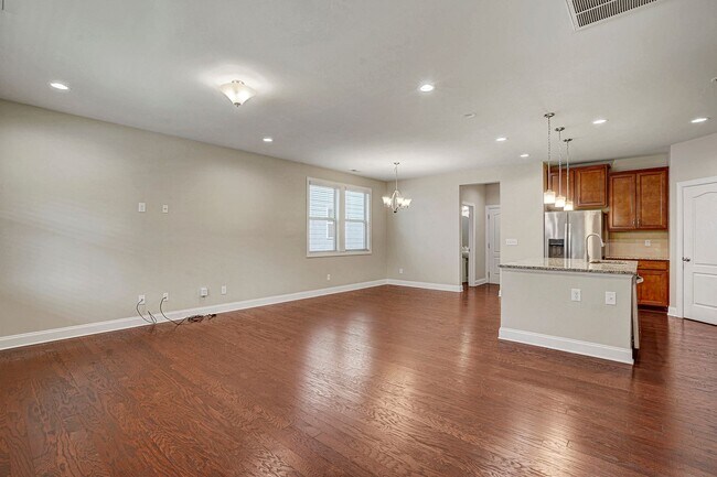 Building Photo - AVAILABLE JULY 1-BUNGALOW STYLE HOME IN MORRISVILLE