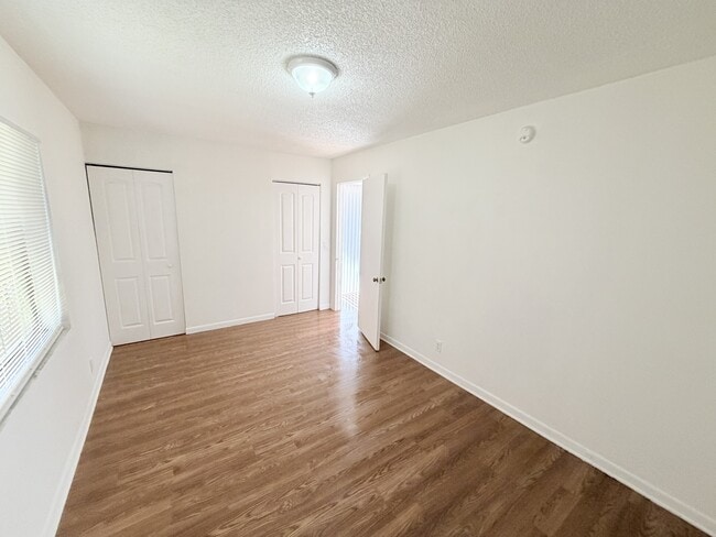 Building Photo - 36 N Crossings Cir