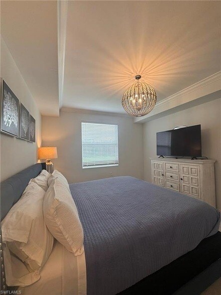 Building Photo - 6058 Double Eagle Cir