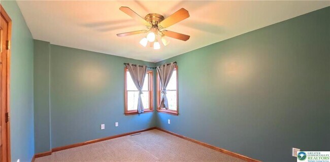 Building Photo - 5709 Fox Ln