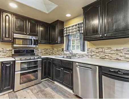 Building Photo - 132 Lloyellen Dr