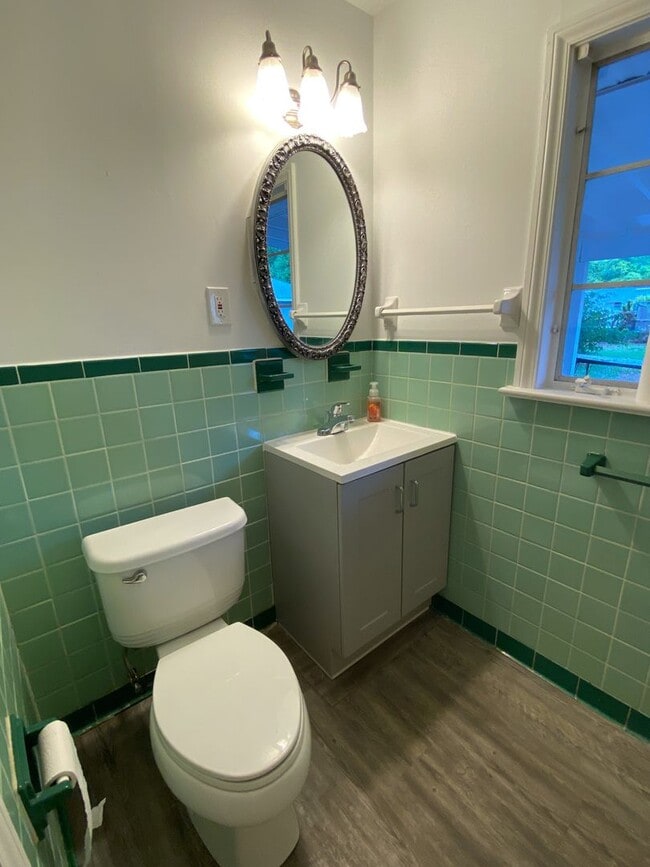 Building Photo - Single family home