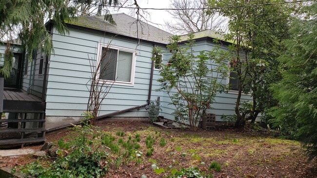 front north - 10722 24th Ave NE