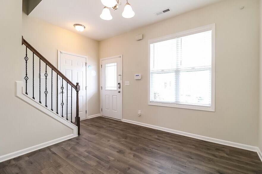 Building Photo - 113 Pumpkin Hill Ridge