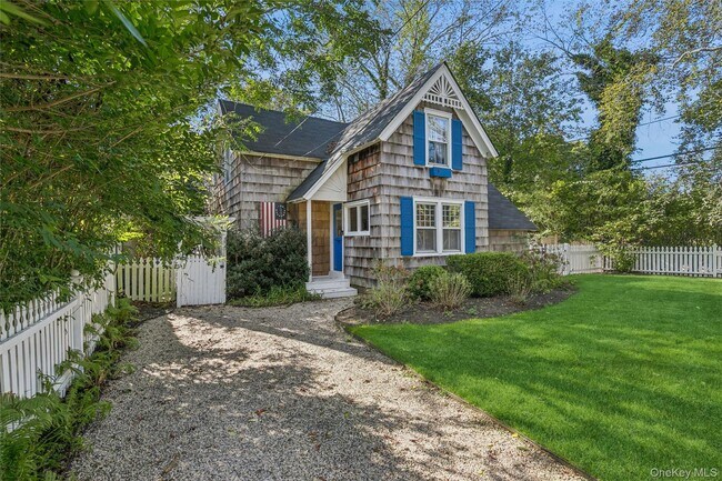 Building Photo - 212 Lumber Ln