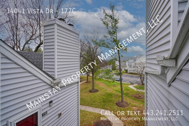 Building Photo - Beautiful 1 Bedroom Condo W/ Bonus Loft Sp...