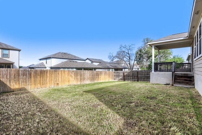 Building Photo - 173 Flexus Ln