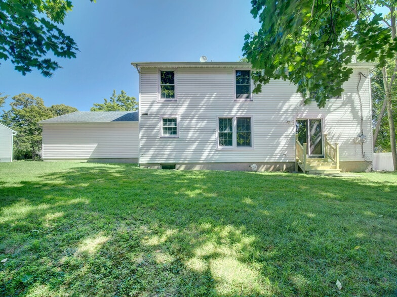 Building Photo - 520 Patricia Ct