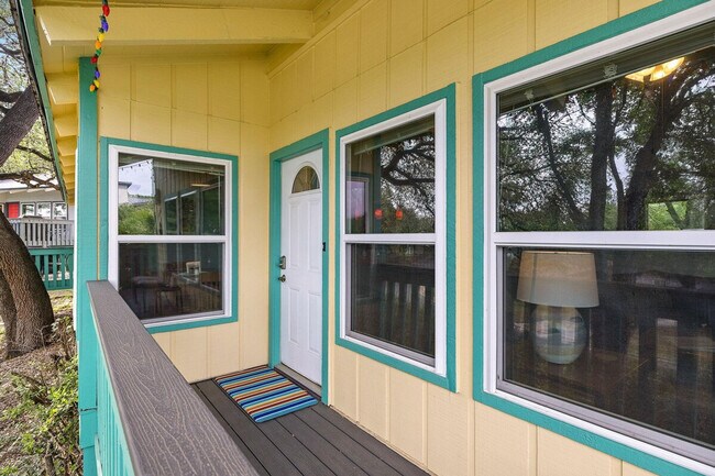 Building Photo - 2307 Trailside Dr