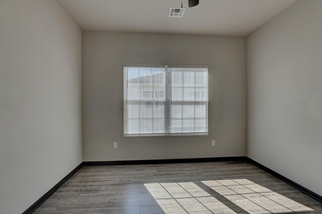 Building Photo - 24 Eleven Jackson