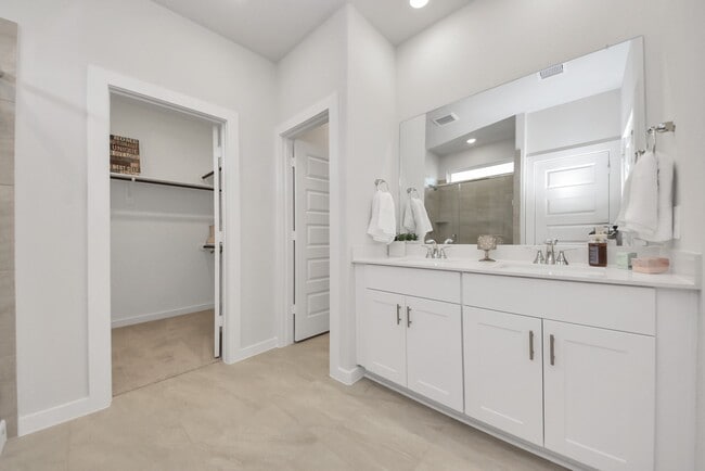 Building Photo - 16981 Juniper Blossom Bnd