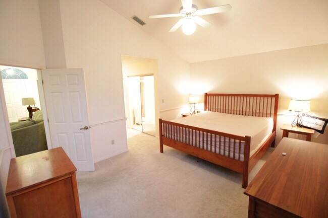 Building Photo - 12338 NW 9th Ln