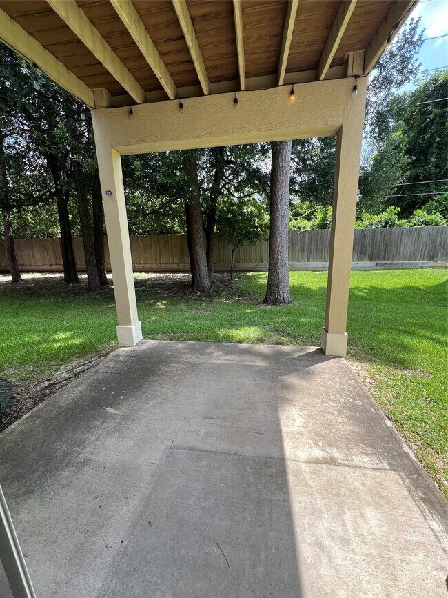 Building Photo - 13600 Breton Ridge St