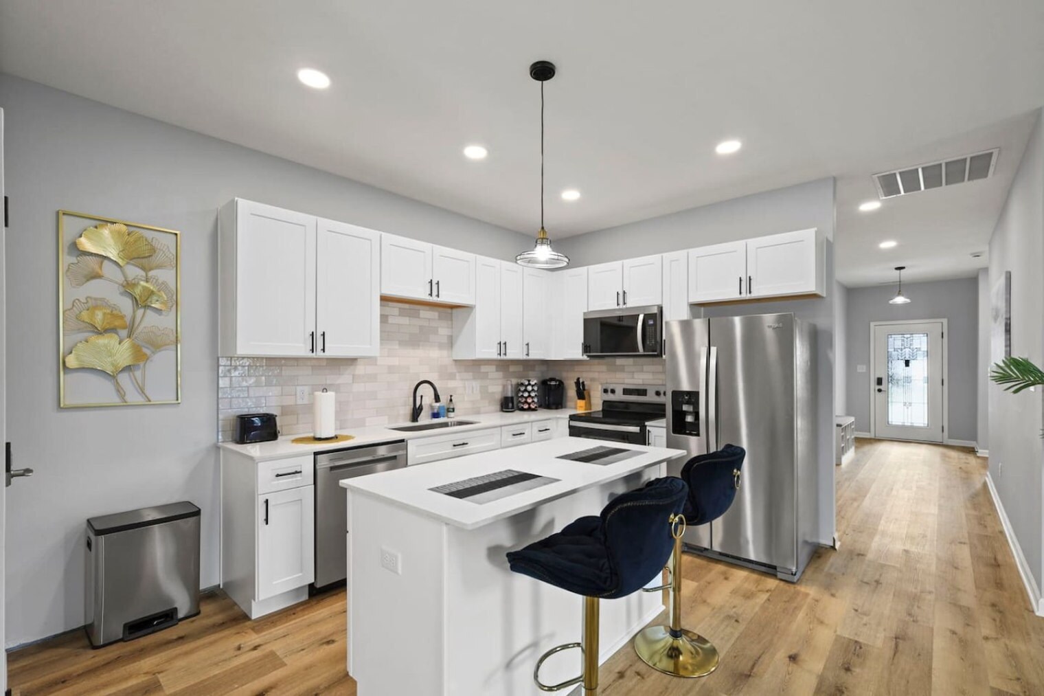 Building Photo - 8355 Fieldfare Way