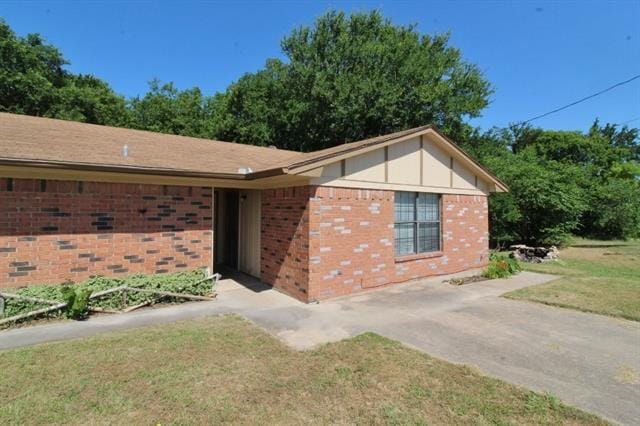Building Photo - 119 Redbud Ct