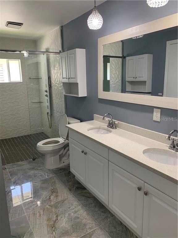 Building Photo - 5572 Memorial Dr