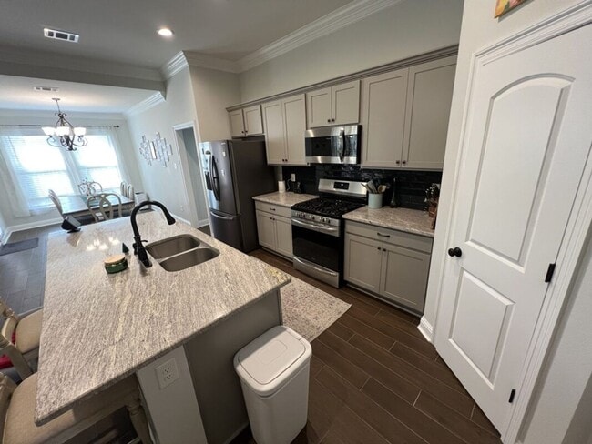 Building Photo - Partially Furnished Home on Sterling Oaks Dr. with Premium Features