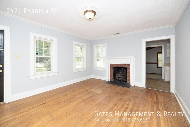 Building Photo - 2421 Parrish St