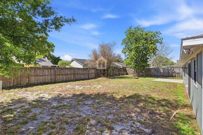 Building Photo - 7326 Wethersfield Dr
