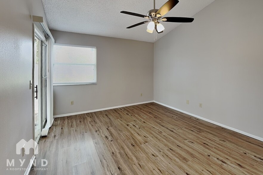 Building Photo - 2800 Falling Tree Cir