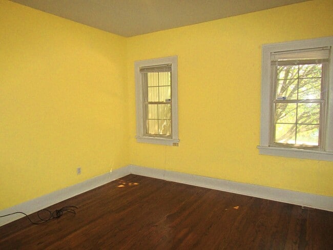 Building Photo - 500 NW 35th St