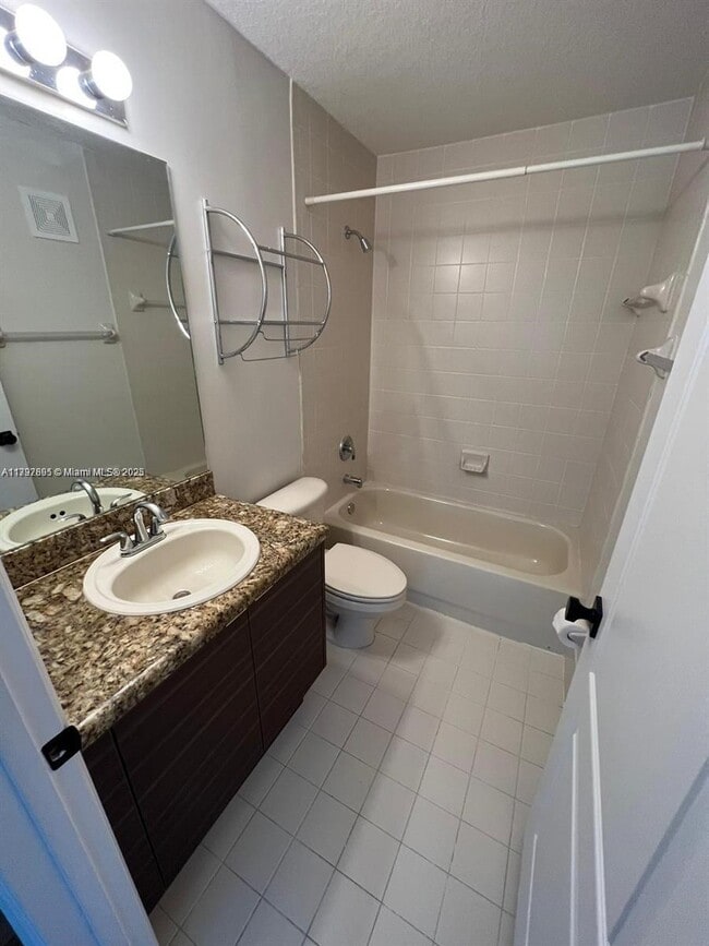 Building Photo - 4405 SW 160th Ave