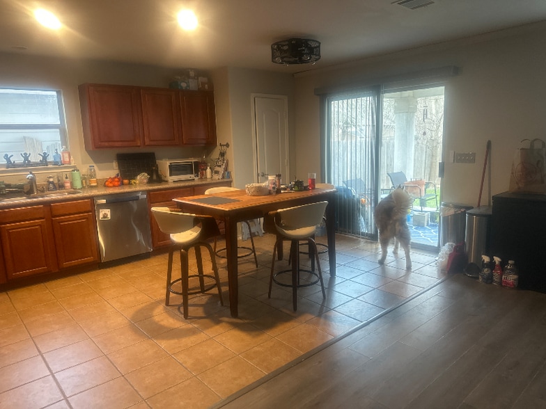 Building Photo - 6500 Alum Rock Cove