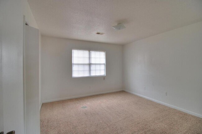 Building Photo - 119 A Lari Lane Anderson, SC 29625