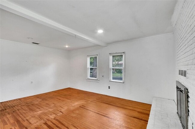 Building Photo - 11718 N Ola Ave