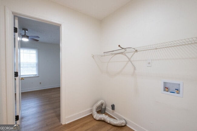 Building Photo - 2688 Benton Dr