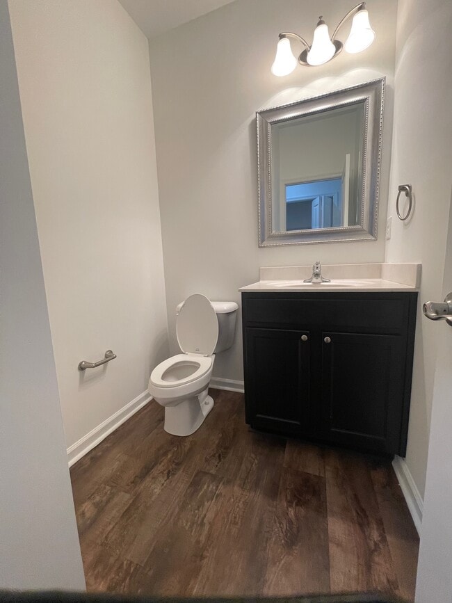 Building Photo - 1685 Halesworth Ln