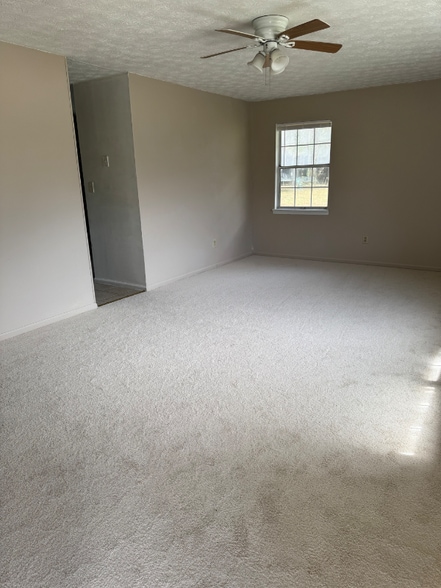 Building Photo - 3953 McClure Dr