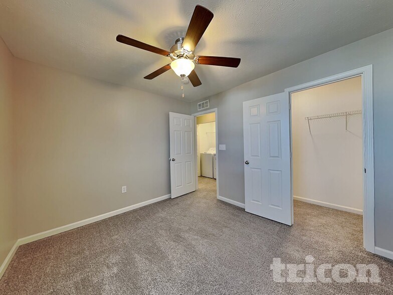 Building Photo - 2004 Shadow Creek Blvd